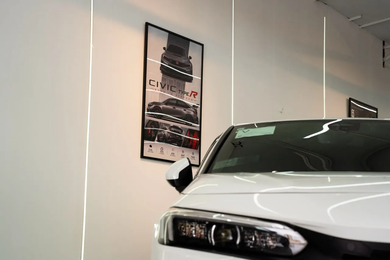 Honda Civic Type R display