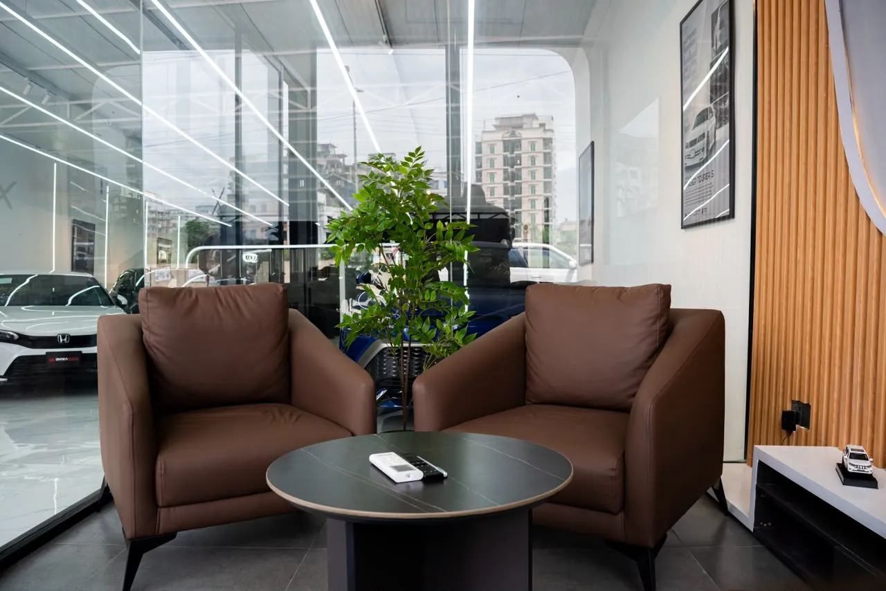 Customer lounge