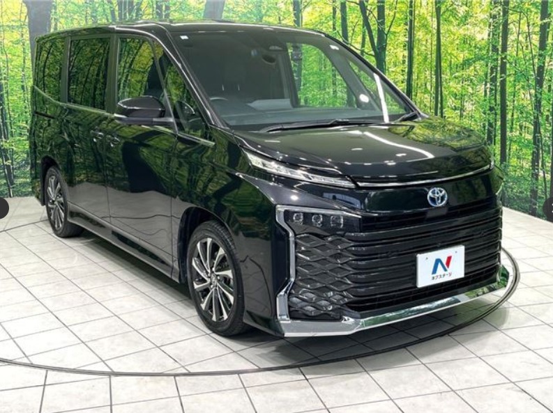 Toyota Voxy S-Z