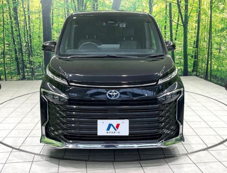 Toyota Voxy S-Z