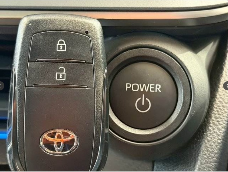 Toyota Prius U