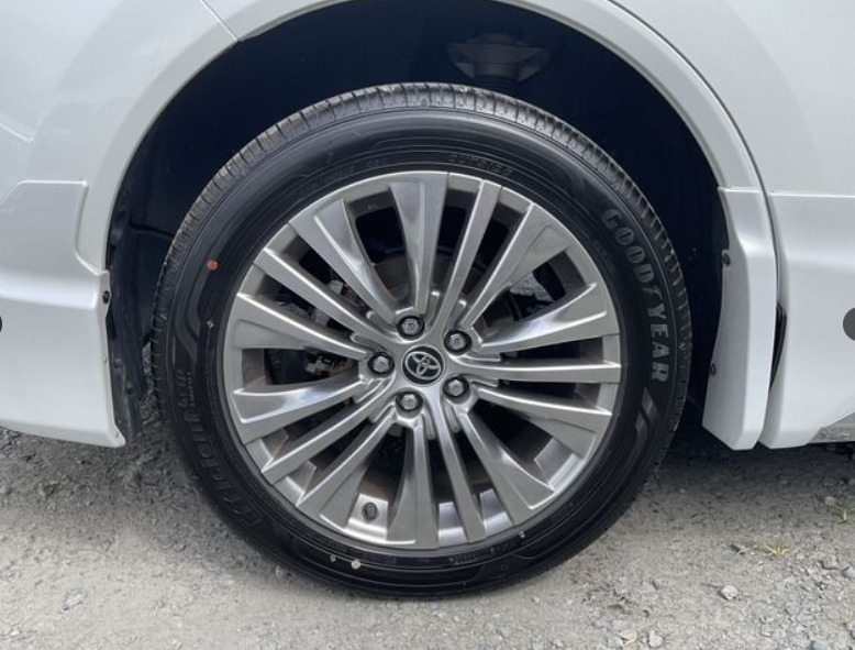Toyota Harrier Z Leather