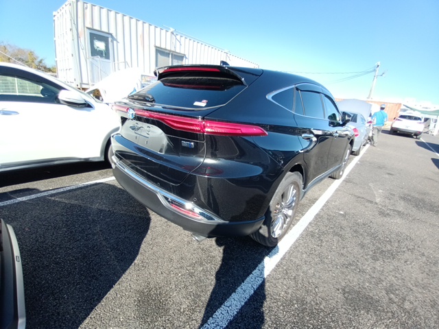 Toyota Harrier Z PKG (F)