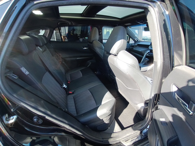 Toyota Harrier Z PKG (F)
