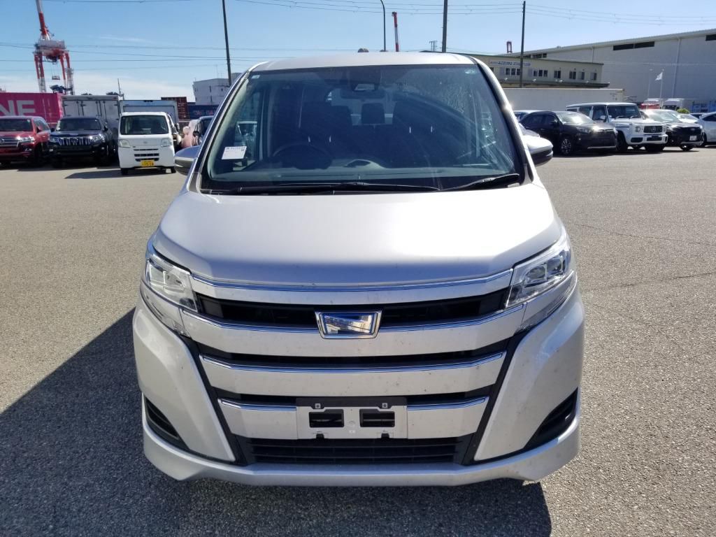 Toyota Noah X