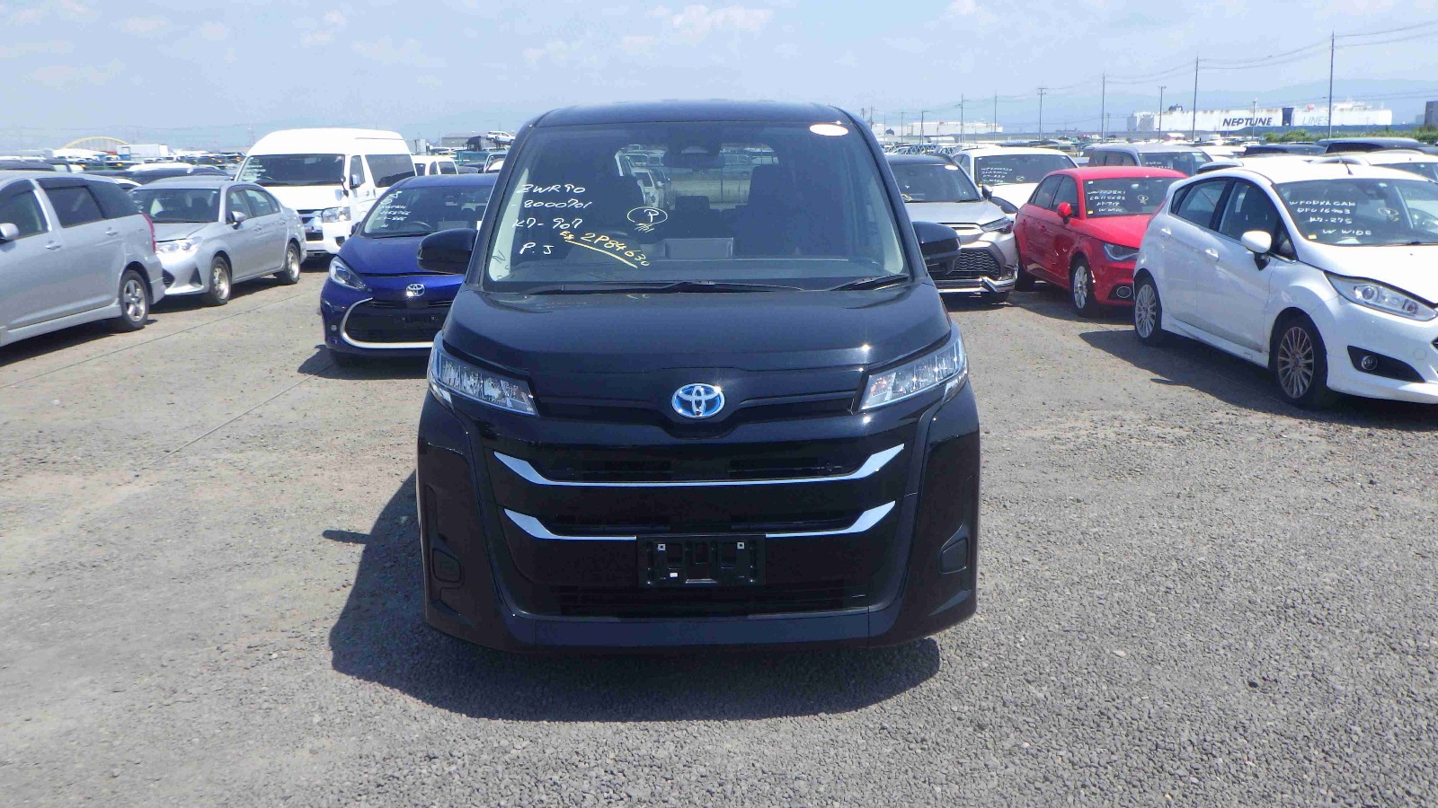 Toyota Noah X