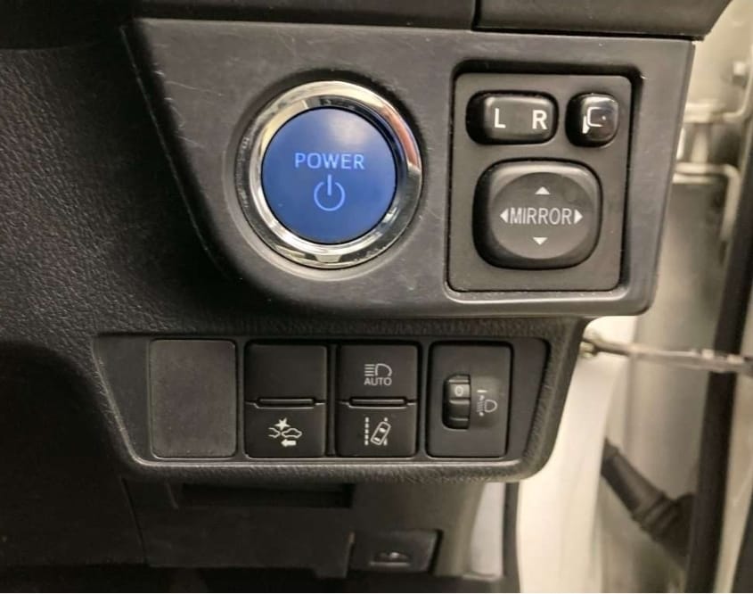 Toyota Axio EX
