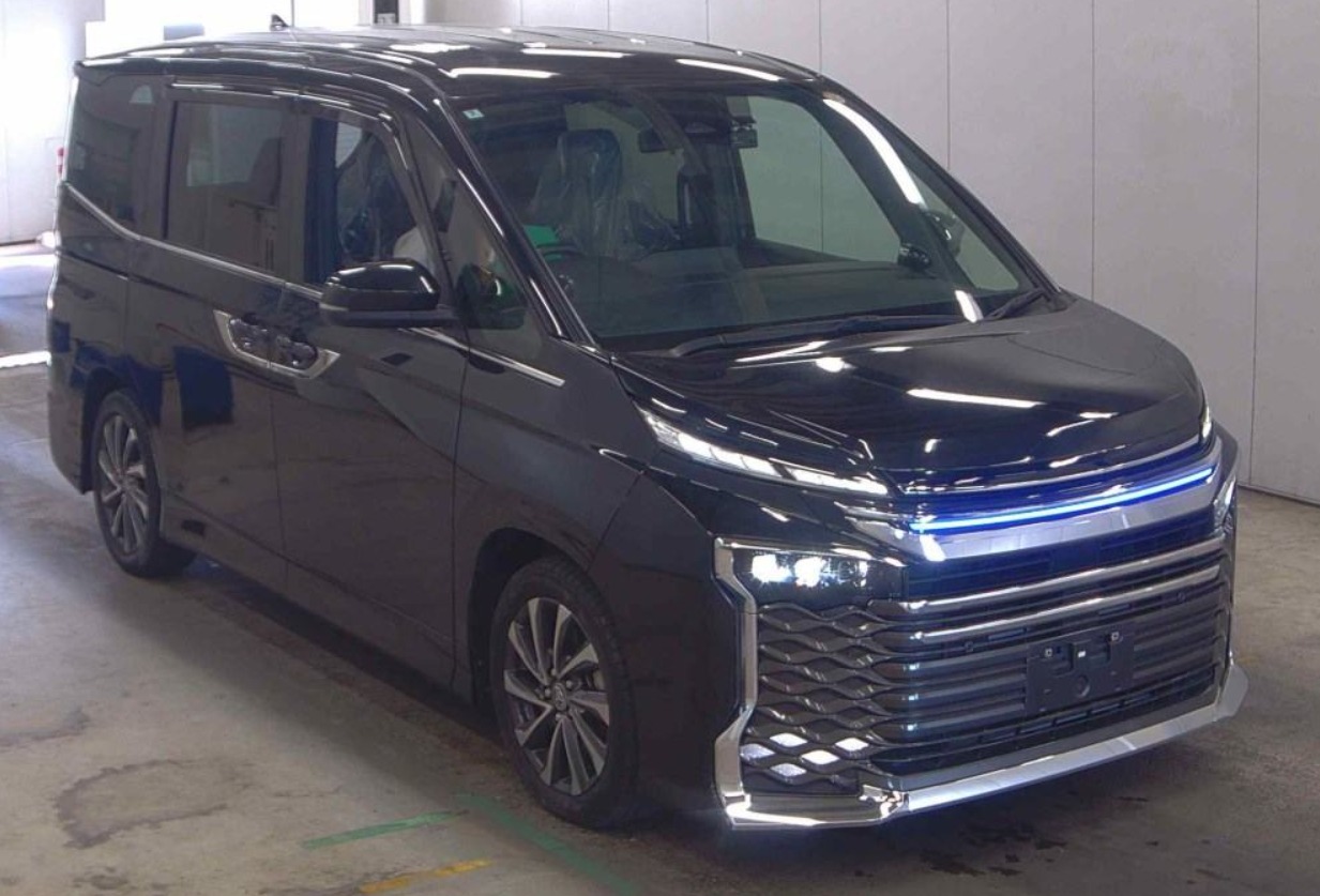 Toyota Voxy S-Z
