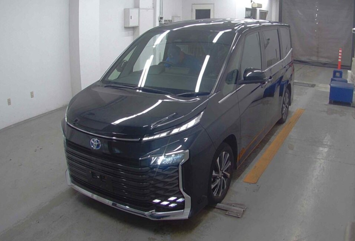 Toyota Voxy S-Z