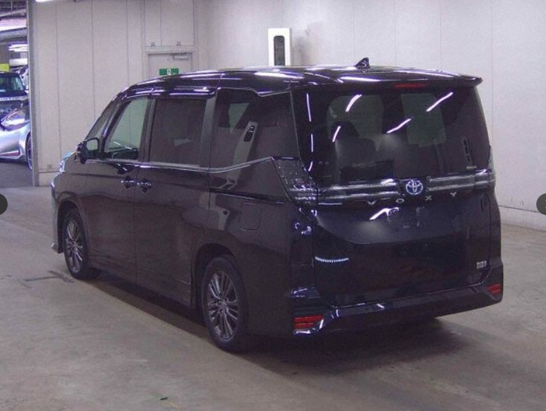 Toyota Voxy S-G